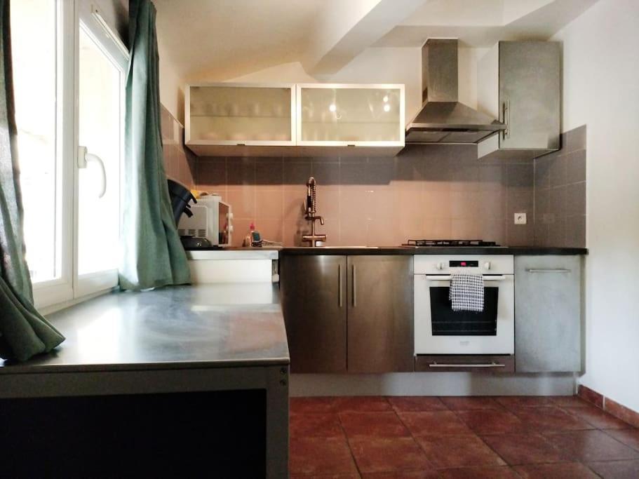 Ferienwohnung Superbe T3 Avec Terrasse En Plein Coeur Du Centre Historique Aix-en-Provence Exterior foto
